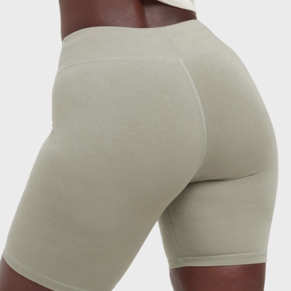 LAST PAIR! NWT Mate The Label XXL Sage Organic Stretch Cotton Biker Shorts - Picture 2 of 3